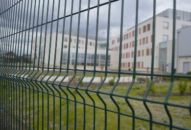 Welded Wire Mesh Fence Welded Wire Mesh Fence